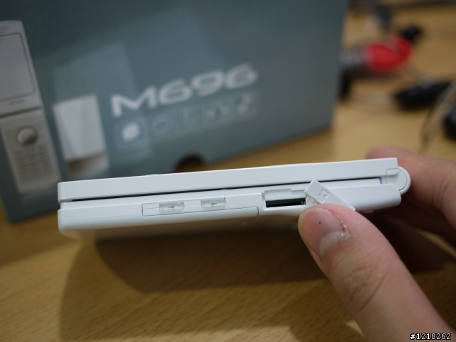 【開箱】我的日系雙卡機-UTEC M696