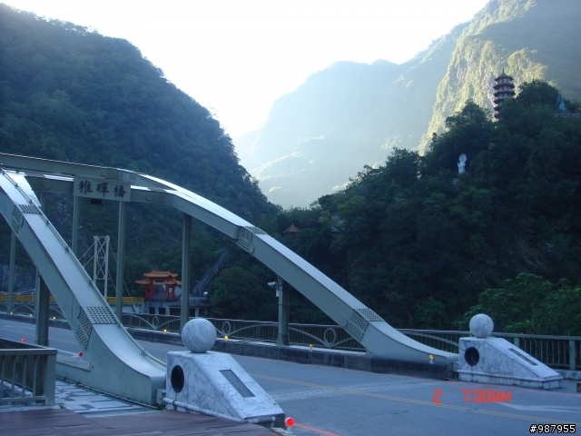 2010.10.02-03半夜東進太魯閣--西出埔里之中橫全紀錄