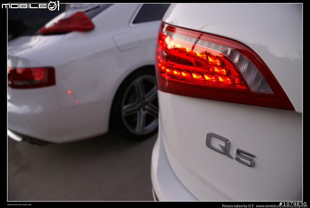 【2011 Audi Q5 3.2q】 開箱