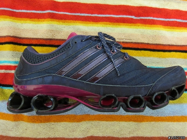 【分享】輕 彈 上身-adidas Bounce Venus