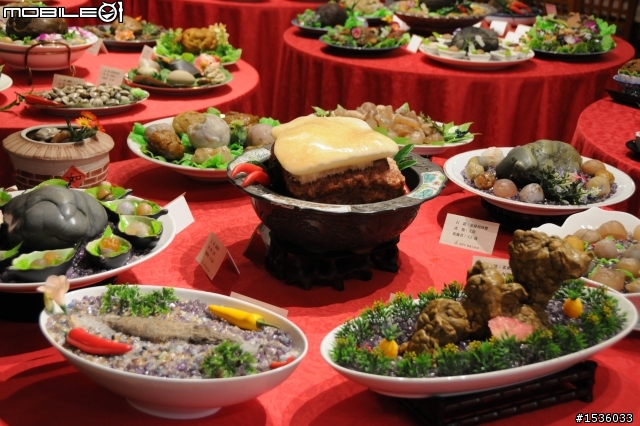 乘著Luxgen去旅行,目前介紹到高雄鳥松鄉圓照寺(待續)