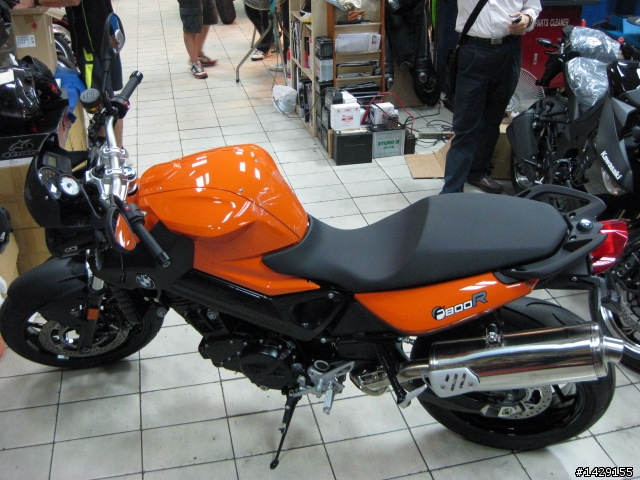 極限運動新星-BMW F800R開箱文