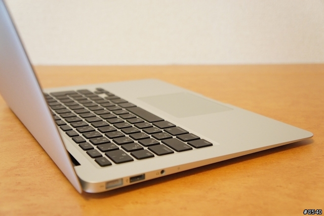 開箱13吋MacbookAir 10/24 更新開關機時間動画