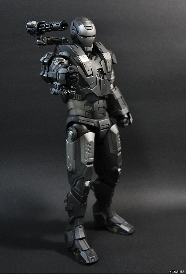分享~hottoys戰爭機器12吋玩具(11/07新增馬克三號)