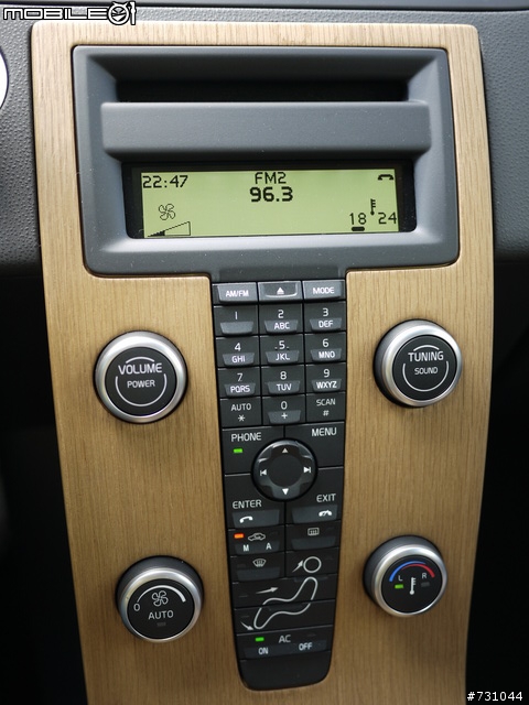 終於 女王與新愛人的第一次親密接觸 太猴急之被念翻 MY 2011 NEW VOLVO S40