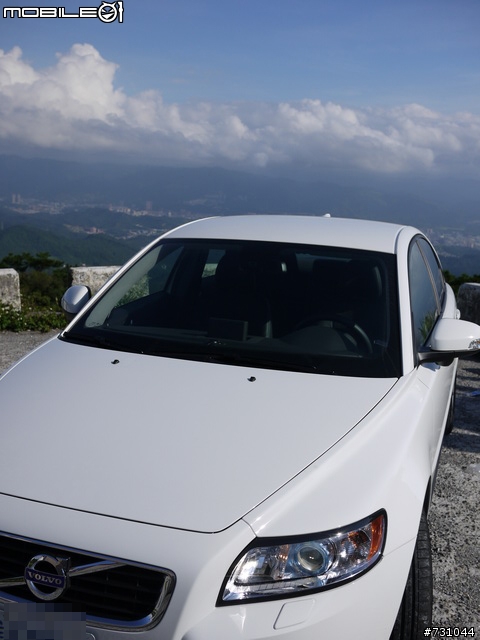 終於 女王與新愛人的第一次親密接觸 太猴急之被念翻 MY 2011 NEW VOLVO S40