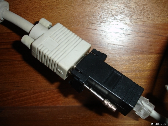 分享一個好用的D-SUB(VGA)轉RJ45網路線接頭