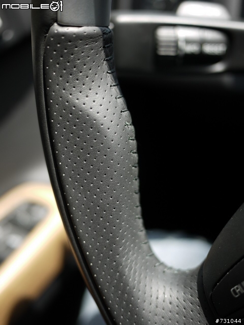 終於 女王與新愛人的第一次親密接觸 太猴急之被念翻 MY 2011 NEW VOLVO S40