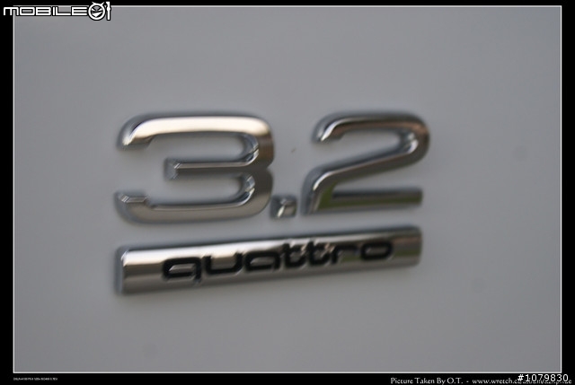 【2011 Audi Q5 3.2q】 開箱