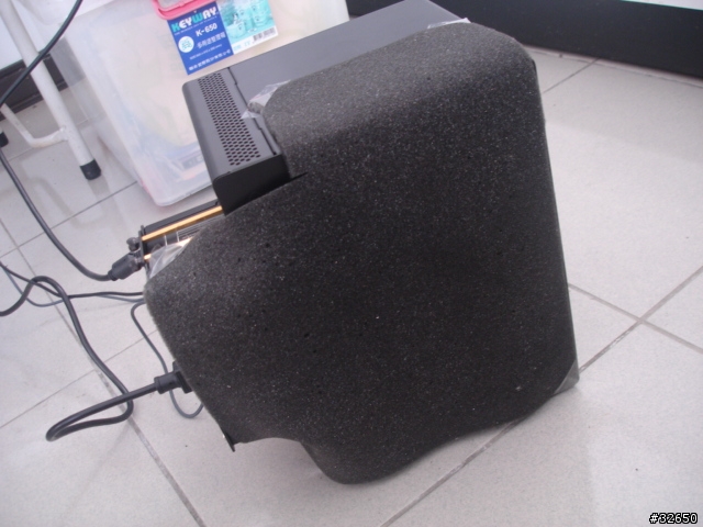 聯力 PC-Q07/散熱、防塵改裝。(可裝 7~9.2cm 風扇。)