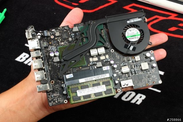 MacBook大拆解!光碟機、鍵盤自己換!