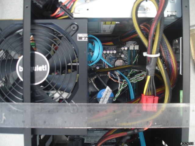 聯力 PC-Q07/散熱、防塵改裝。(可裝 7~9.2cm 風扇。)