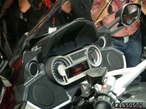 New 2011 BMW K1600GTL 現身啦