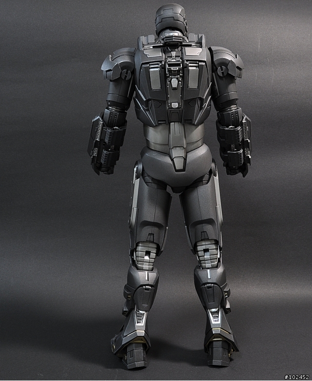 分享~hottoys戰爭機器12吋玩具(11/07新增馬克三號)