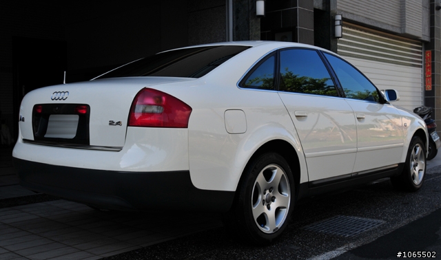 2010 Superb Combi 2.0 TDI開箱