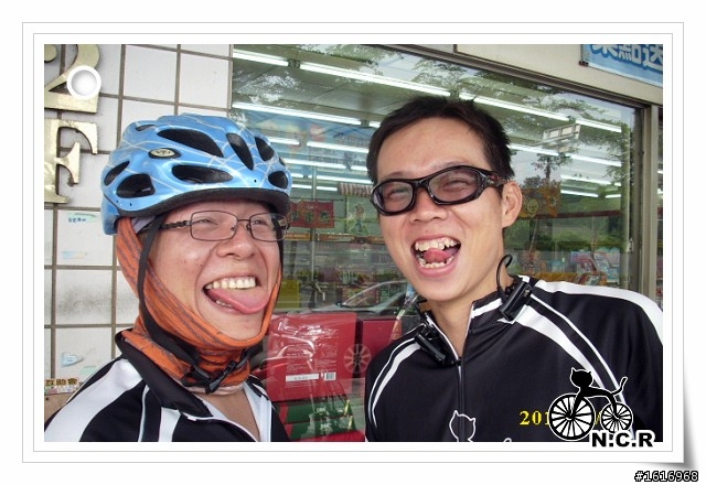 一切只為了生魚片之往南走就對了 ....台中N.C.R.向南之旅