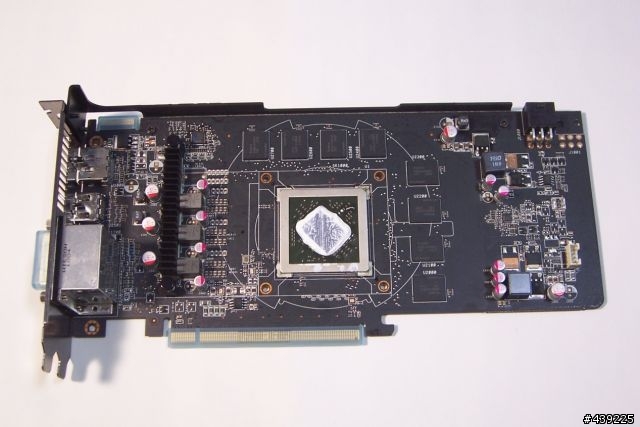 單6pin顯卡效能新指標!3DMark06破兩萬分的ASUS EAH6850 DirectCU開箱小測