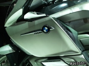 New 2011 BMW K1600GTL 現身啦