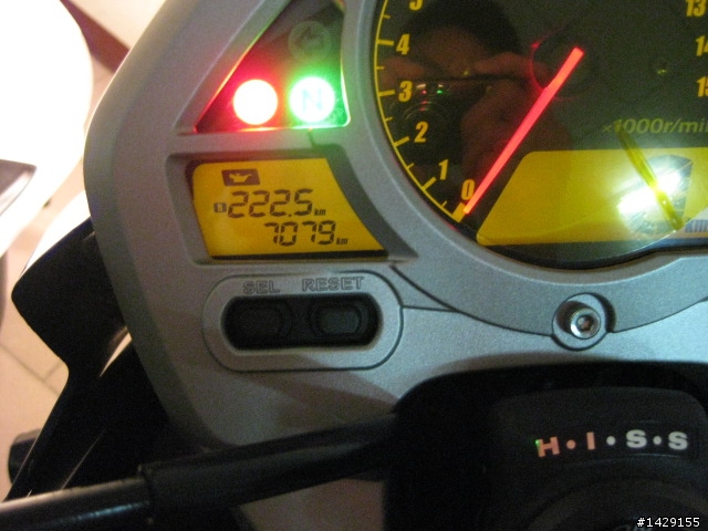 "南港"加入重車戰火(更新:首頁+34F)
