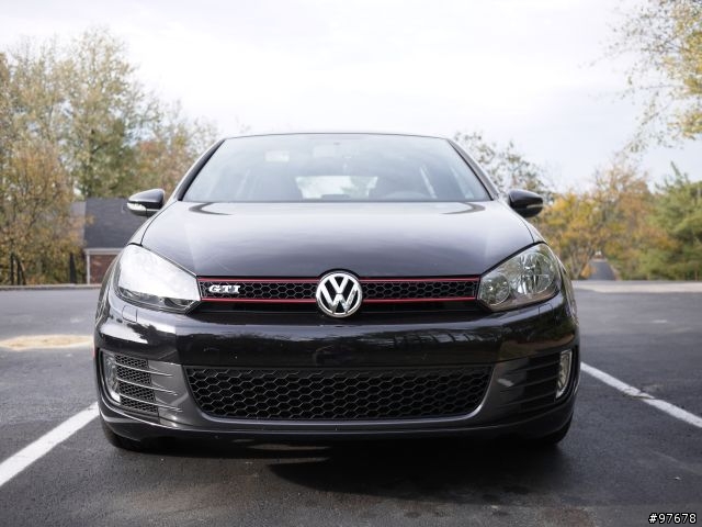 開箱:2011 VW Golf GTI (black) (增加訓車問題)