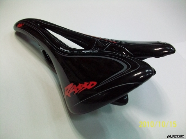RASSO R-366FS新坐墊開箱文
