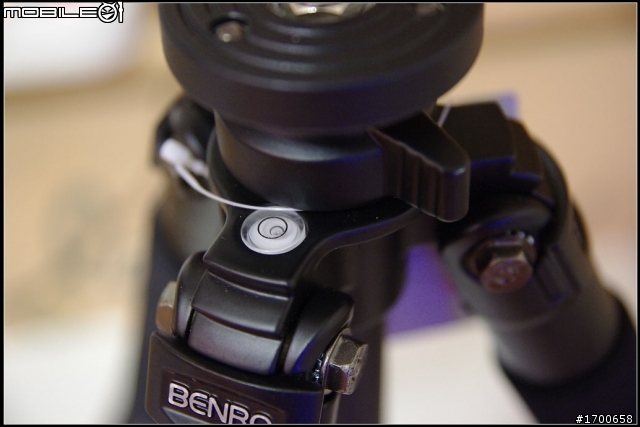 高C/P值的新手入門腳架-百諾BENRO A550EX+KB-1A