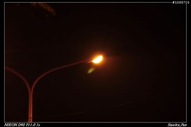 對D90好大的疑惑~~