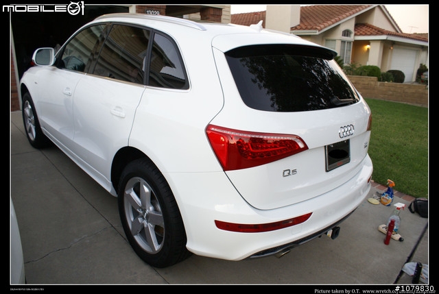 【2011 Audi Q5 3.2q】 開箱
