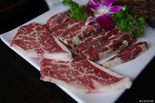 木葉炭火燒肉酒家