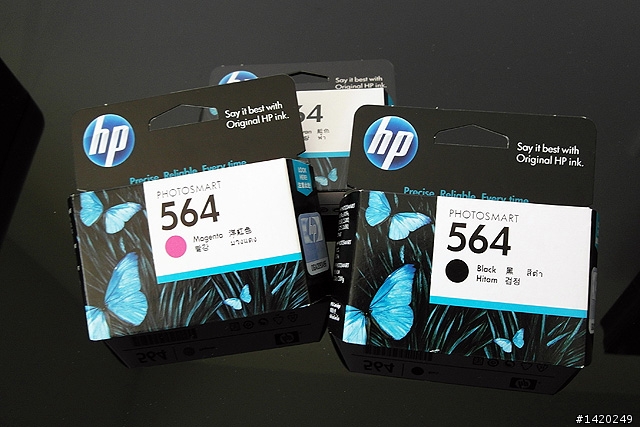 在月子中心也要開箱~HP B110a複合式相片印表機