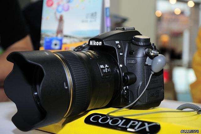 攝影器材展 Nikon D7000 + AF-S 35mm f1.4 實機 展示