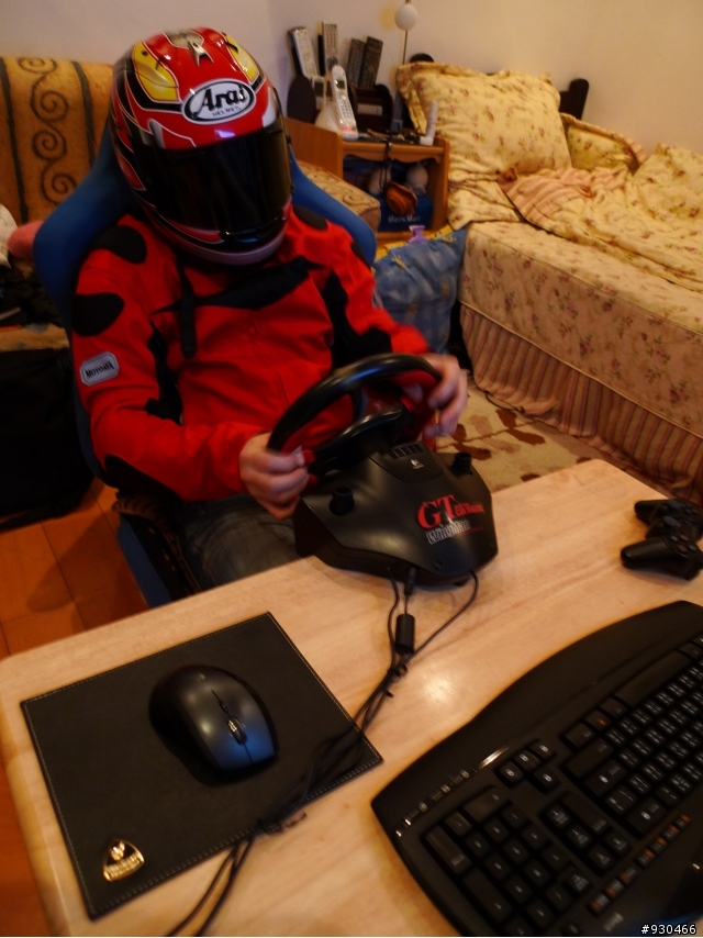 ...GT5....不專業開箱文自我陶醉版.....^^"