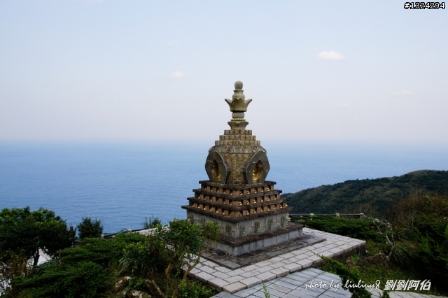古道芒花入寒意、燈塔天眼通佛門-草嶺古道芒花季、三貂角燈塔、靈鳩山