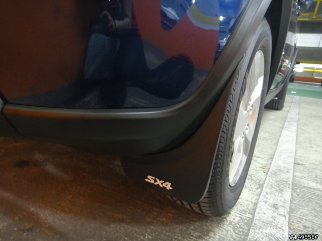 Suzuki SX4開箱文(新增10&11月保養,遊記之報導)