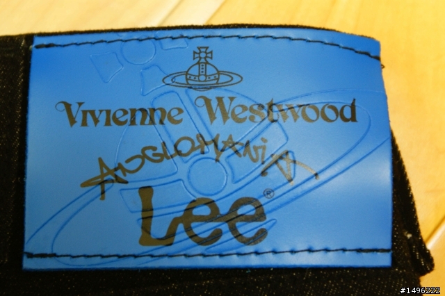Vivienne Westwood X LEE 之黑牛來襲11/11補上實穿照