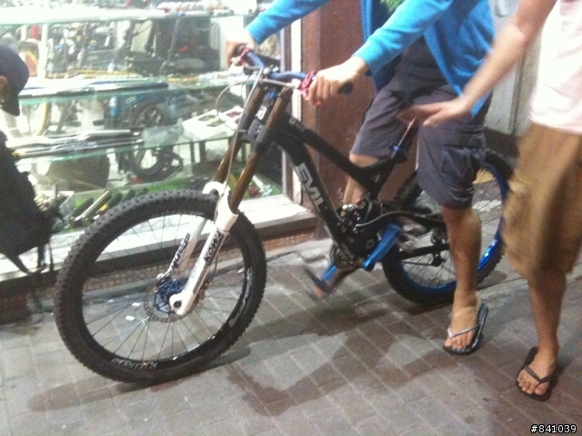 香港Super D比賽, EVOC帶著我的單車去香港~(照片很多)
