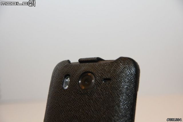 HTC Desire HD上蓋皮套(T牌)+平價普普風清水套(三色)開箱文分享