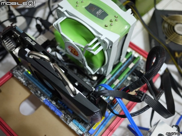 節能高效能 單六小霸王 ASUS EAH6850 DirectCU