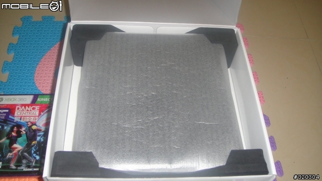 Xbox 360S 4G主機 + Kinect同捆組開箱分享