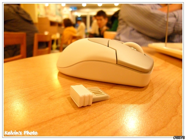 ELECOM MICRO GRAST無線雷射滑鼠