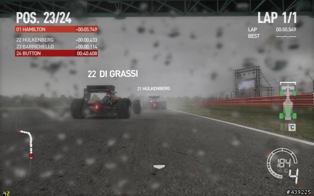 賽道、視角、天氣…皆可自訂!一起來玩功能超多的「F1 2010」Benchmark吧