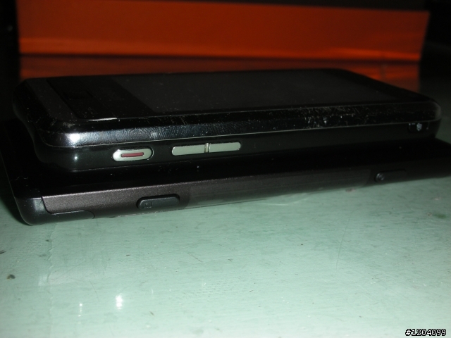 目前市面最強的WP7 SAMSUNG OMNIA 7 開箱文................