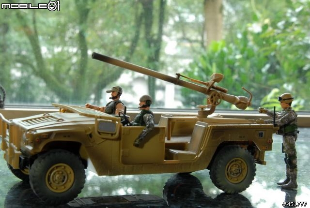 1/18 黑鷹直昇機+ OH-58D KIOWA (圖多,小心)
