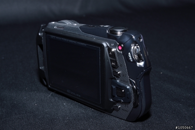 非專業開箱文~Casio EX-G1 防水防振相機