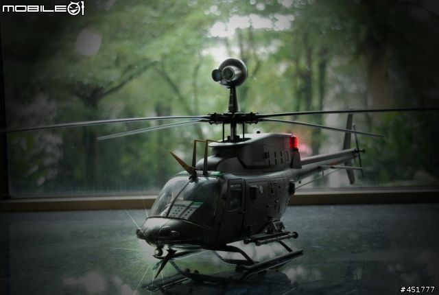 1/18 黑鷹直昇機+ OH-58D KIOWA (圖多,小心)