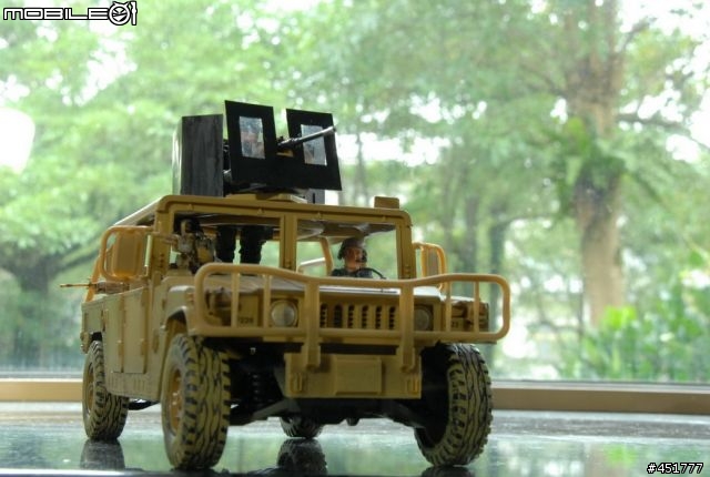 1/18 黑鷹直昇機+ OH-58D KIOWA (圖多,小心)