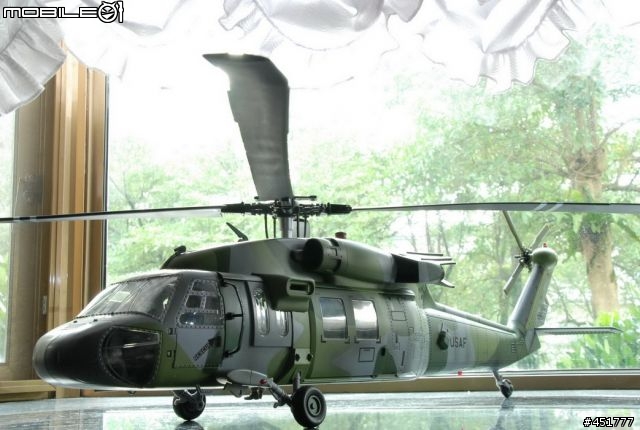 1/18 黑鷹直昇機+ OH-58D KIOWA (圖多,小心)