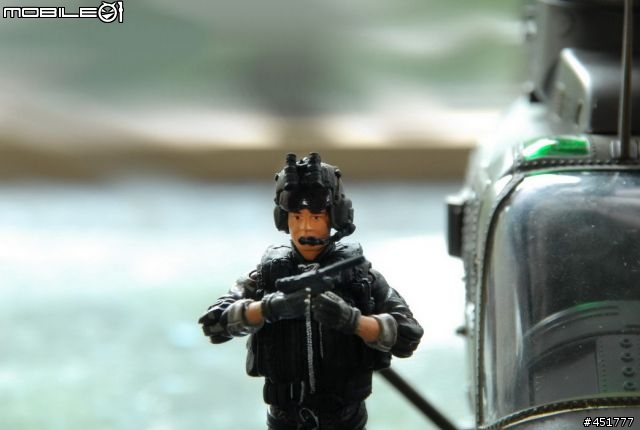 1/18 黑鷹直昇機+ OH-58D KIOWA (圖多,小心)