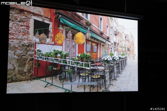 史上第一台3D投影機 Sony VPL-VW90ES 產品發表會!!