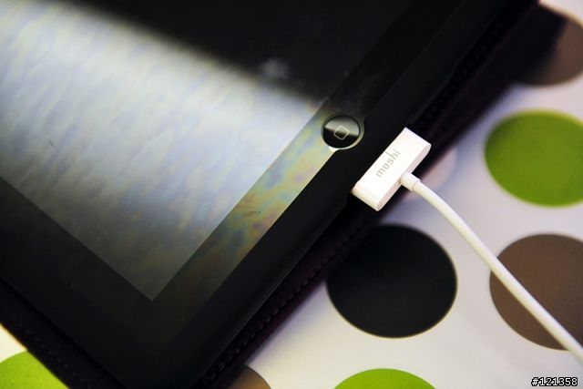 (ipad的周邊小物)買了iPad,也該為iPad添點行頭了!Moshi iVisor XT、iGlaze以及Moshi Concerti for iPad分享!
